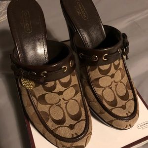 Authentic Coach clogs